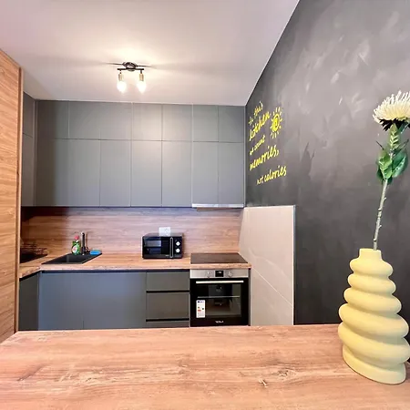 Apartment White Homes 105 - Point