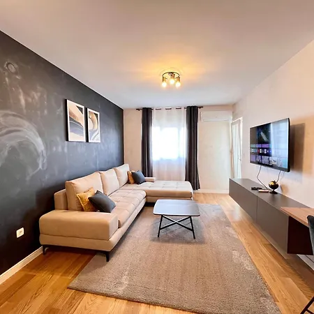 White Homes 105 - Point Podgorica