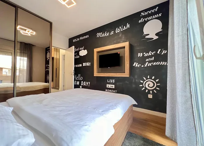 White Homes 105 - Point *