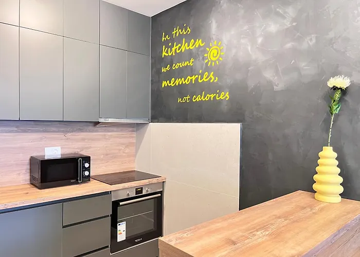 White Homes 105 - Point * بودغوريتْسا