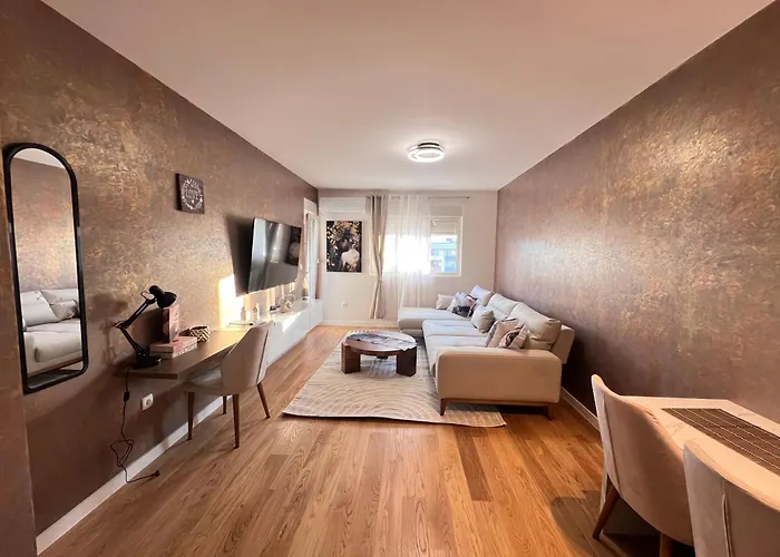 White Homes 105 - Point דירה *